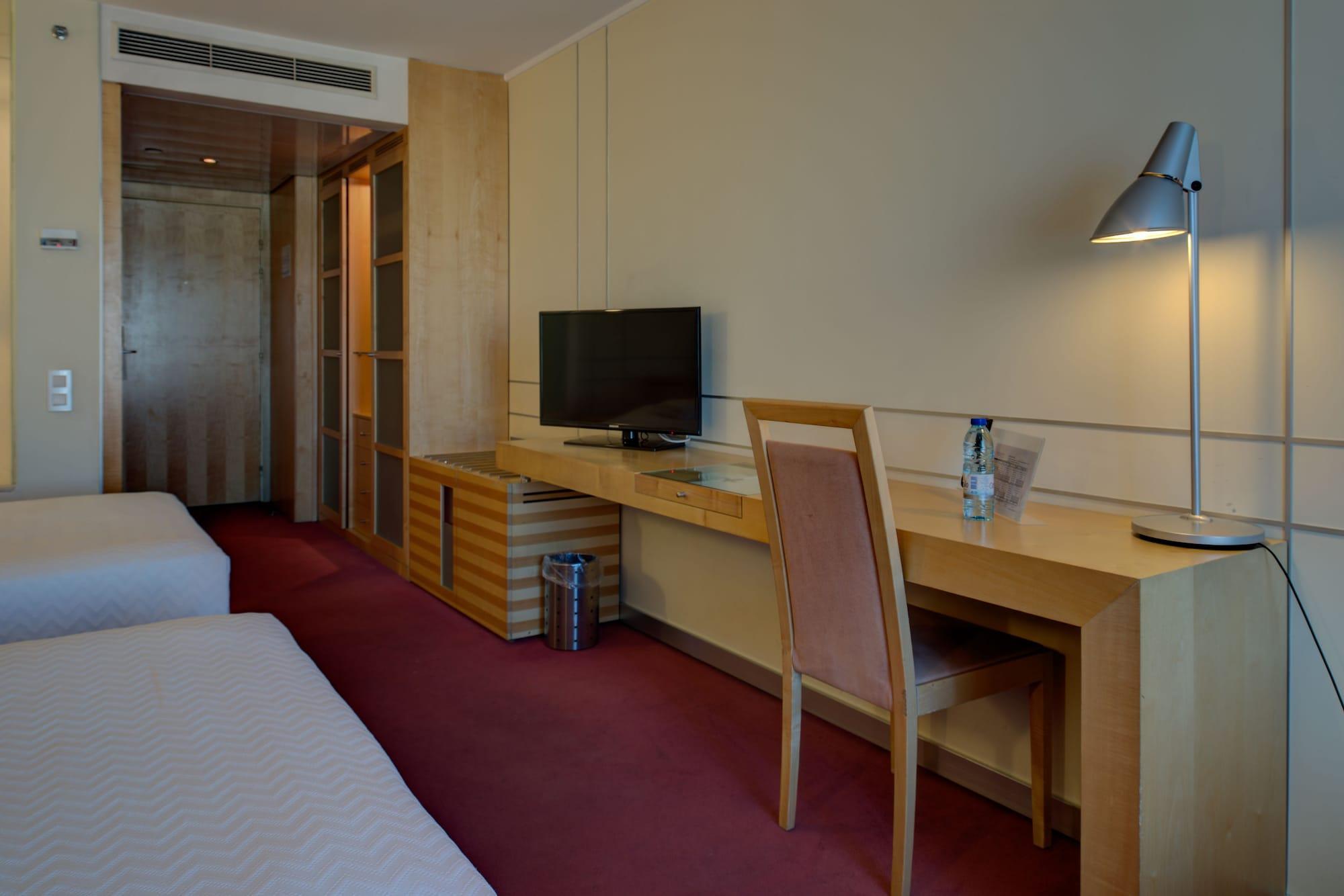 Vip Executive Entrecampos Hotel & Conference Лиссабон Экстерьер фото
