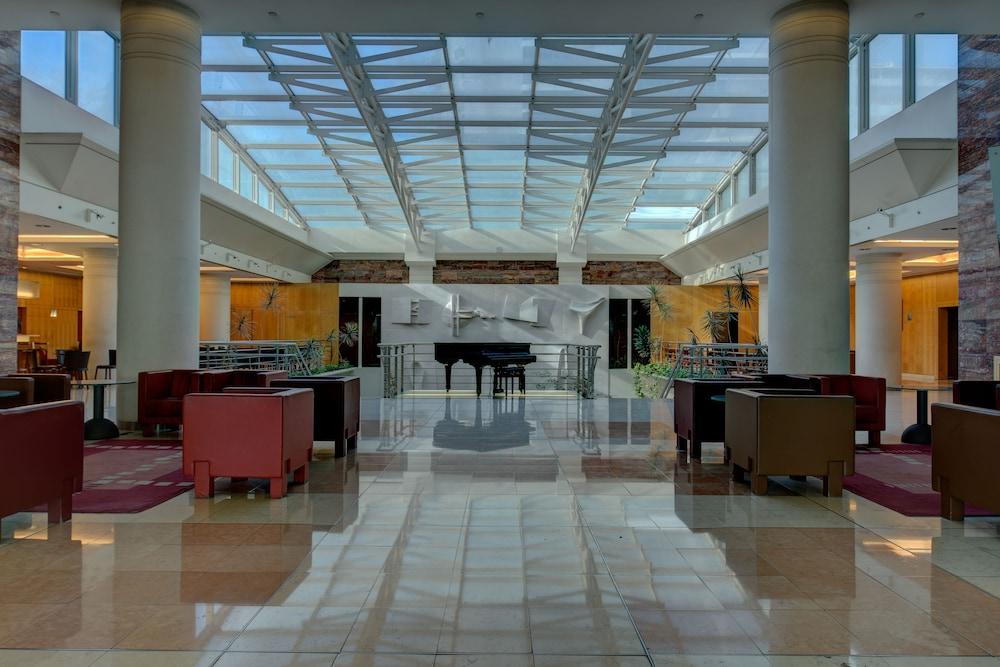 Vip Executive Entrecampos Hotel & Conference Лиссабон Экстерьер фото