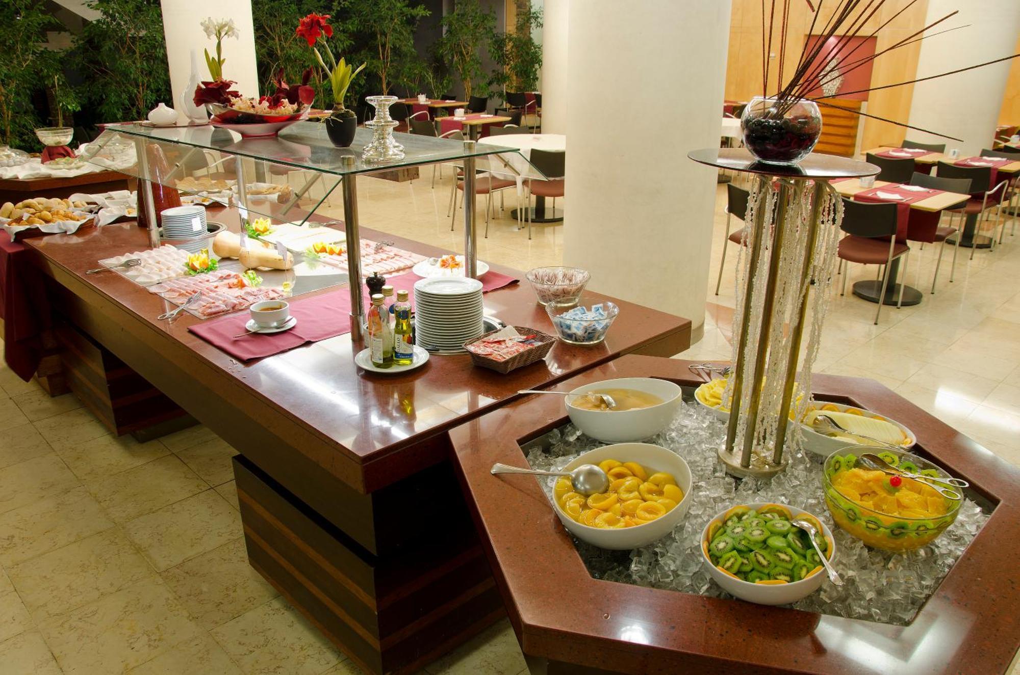 Vip Executive Entrecampos Hotel & Conference Лиссабон Экстерьер фото